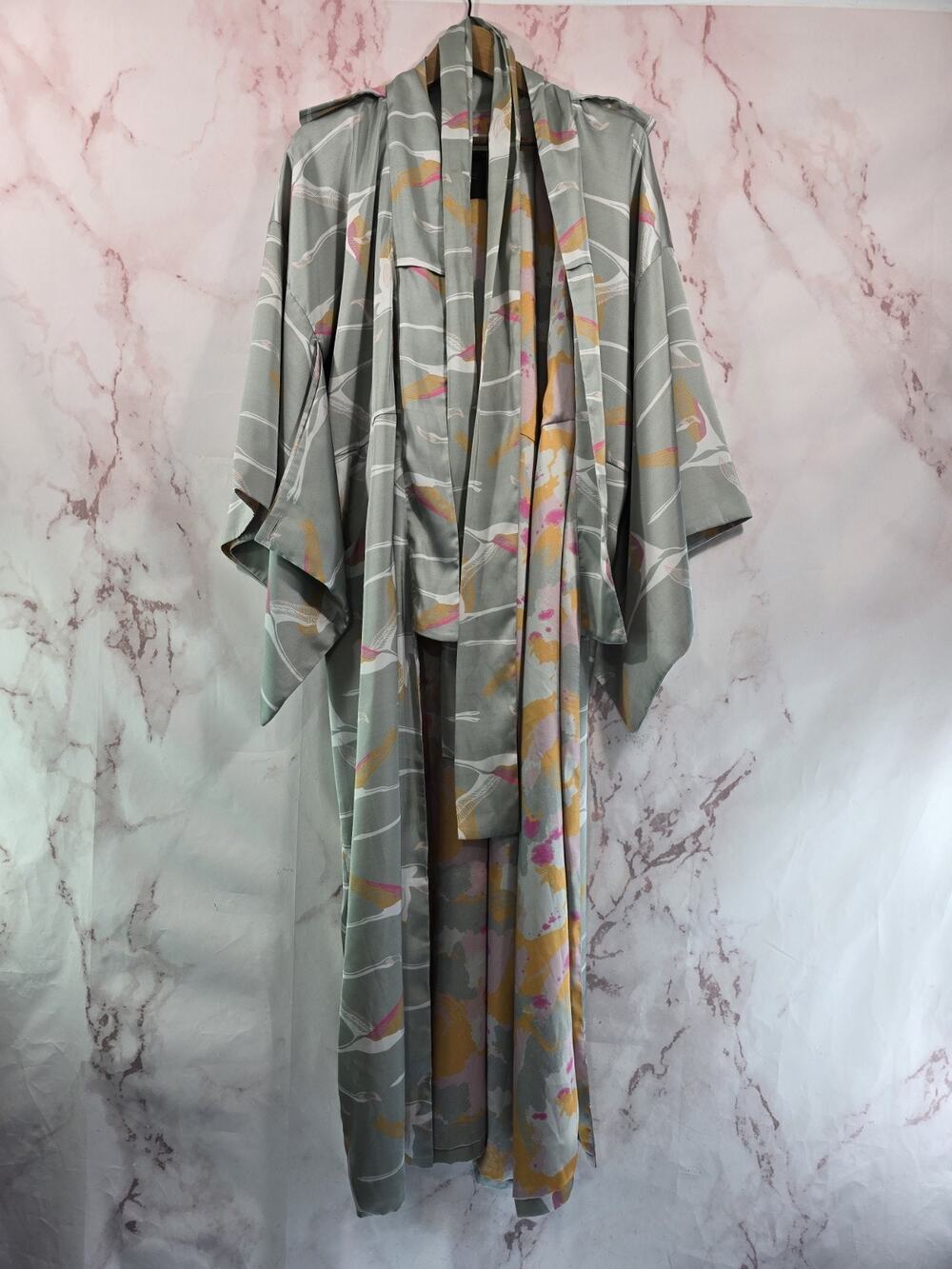 Yomisma Kimono Womens Medium Large Gray Satin Robe Housecoat Reversible Luxury